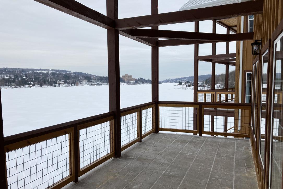 5 Bedroom Cabin Sleeps 14 Keweenaw Waters Resort